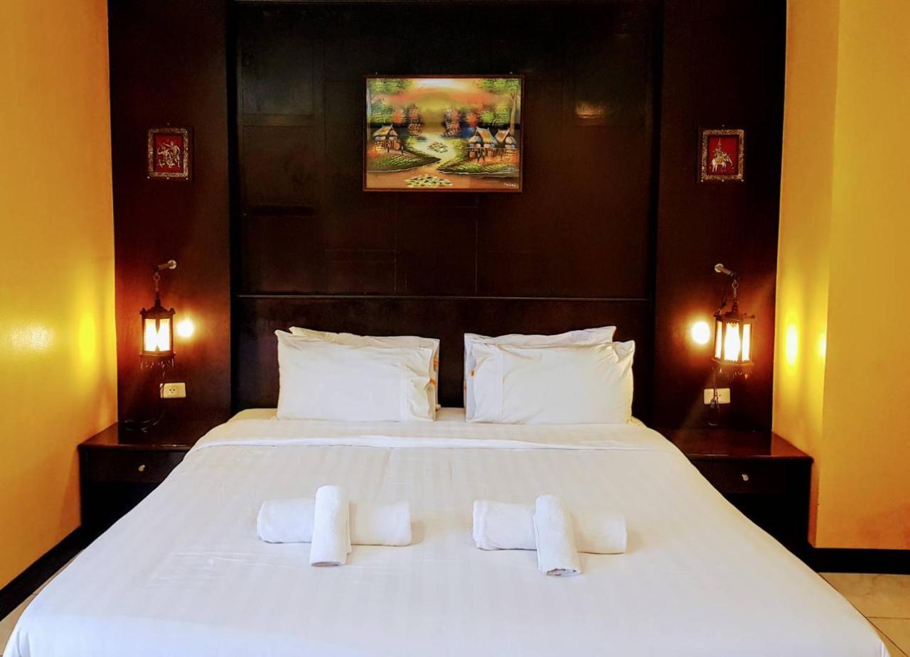 Baantonkhaokata Hotel Kültér fotó