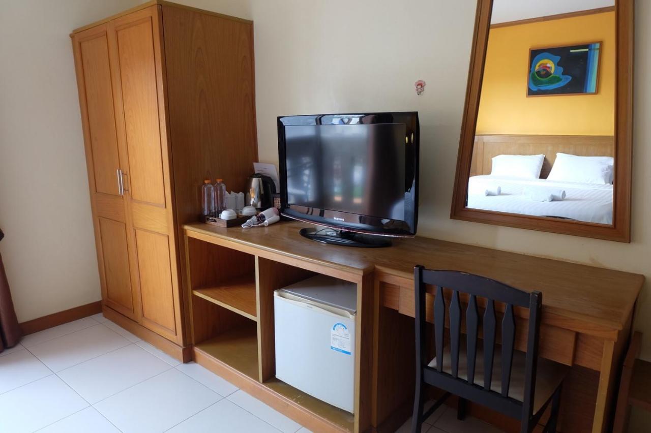 Baantonkhaokata Hotel Kültér fotó